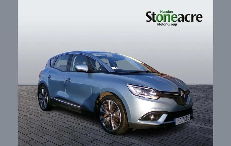Blue Used 2017 Renault Scénic Dynamique MPV | £10,245 - Image 1/4