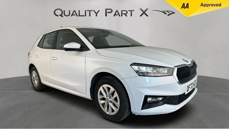 White Used 2023 Skoda Fabia Comfort Hatchback | £13,200 (Super price) - Image 1/4