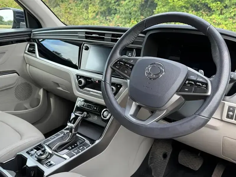 Używany SsangYong Korando 163 KM (119 kW) 2022 Niebieski SUV
