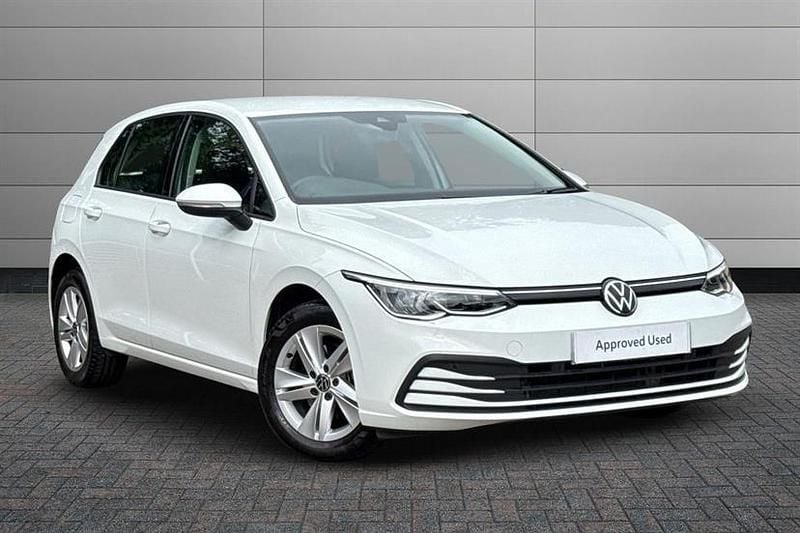 Pure white Used 2023 VW Golf VIII Life Hatchback | £17,959 (Fair price) - Image 1/3