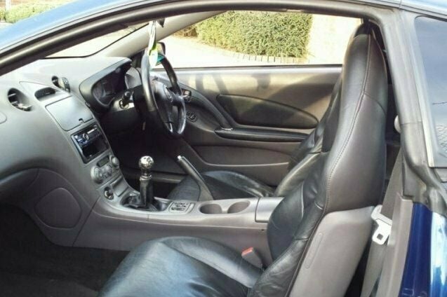 Used Toyota Celica 140 HP (102 kW) 2000 Hatchback