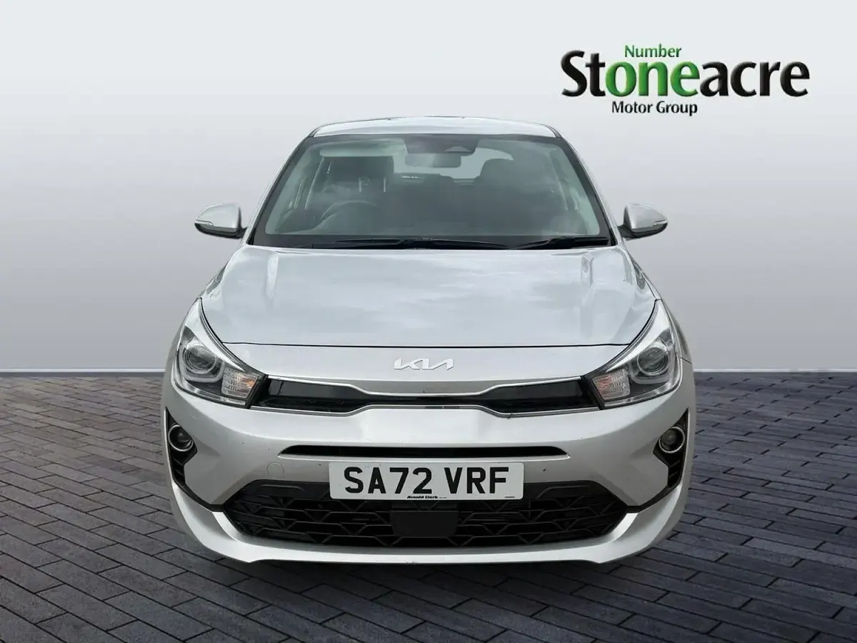 Used Kia Rio 84 HP (61 kW) 2022 Silver Hatchback