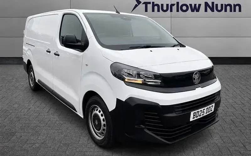 Used Vauxhall Vivaro S 120 HP (88 kW) 2025 MPV