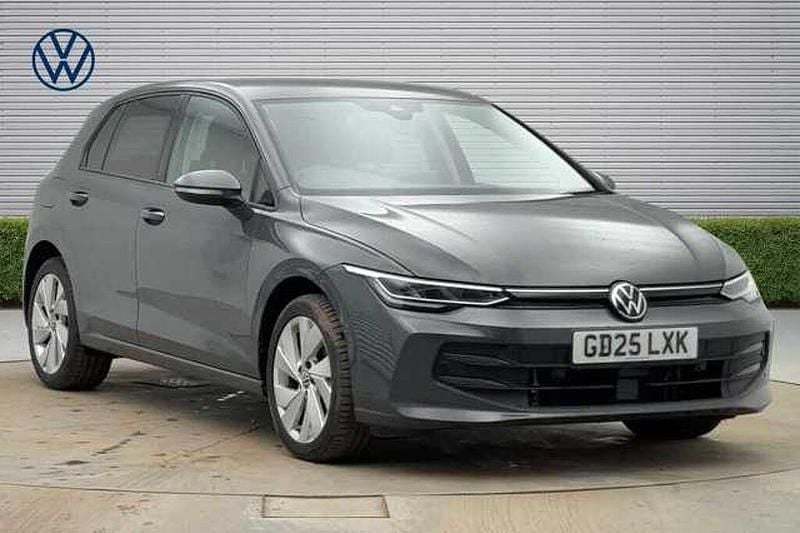 Usado VW Golf VIII Match 272 HP (200 kW) 2025 Cinzento Citadino