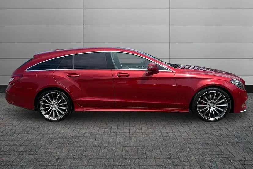 Used Mercedes CLS350 AMG line 254 HP (186 kW) 2014 Hyacinth red Estate