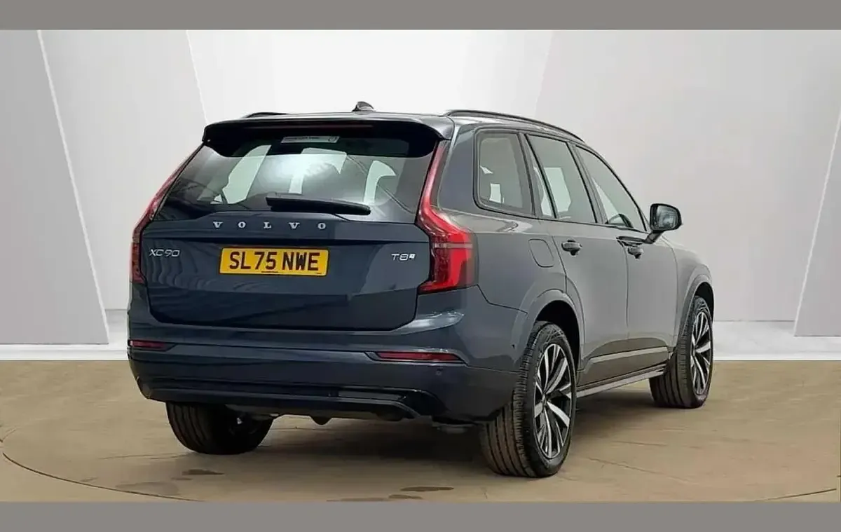 Used Volvo XC90 Plus 455 HP (334 kW) 2025 Blue SUV