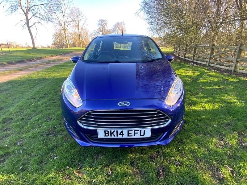 Used Ford Fiesta Zetec 2014 Blue Hatchback