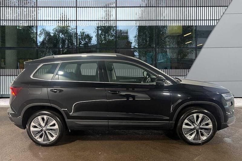 Used Skoda Karoq SE L 85 HP (62 kW) 2024 Black magic pearl effect SUV