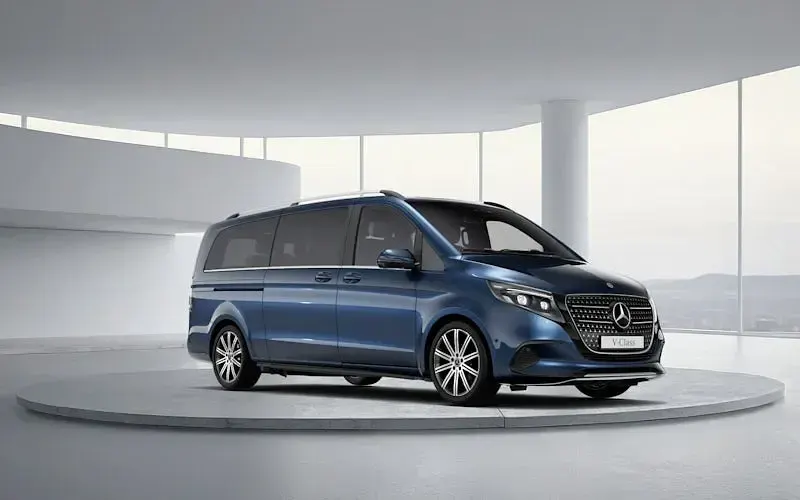 Used Mercedes V220 Premium 163 HP (119 kW) 2026 MPV