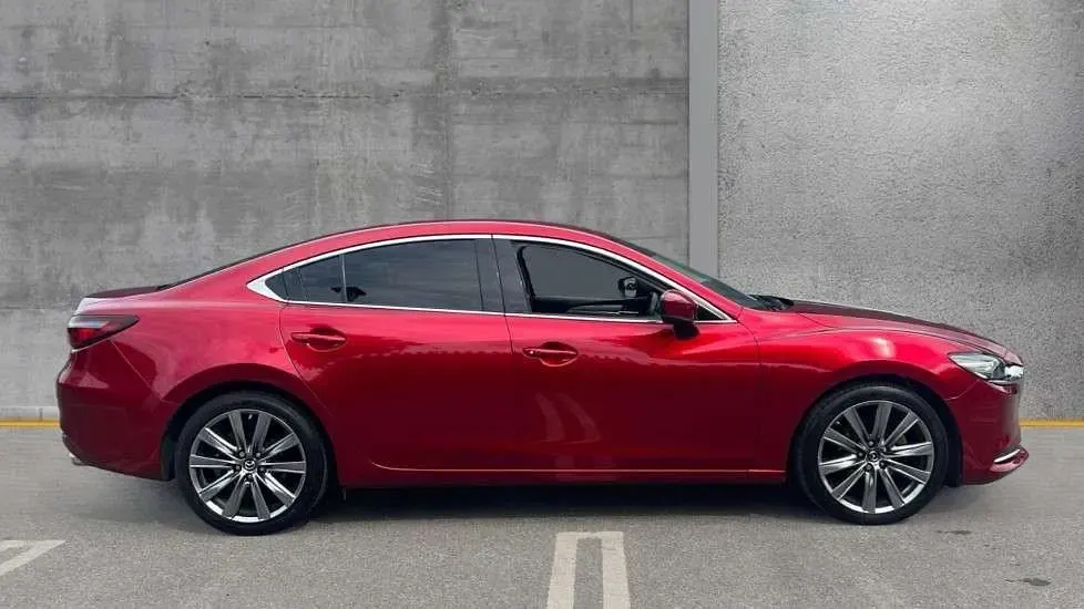 Second-hand Mazda 6 Inclusive 165 CP (121 kW) 2019 Roșu Berlinǎ
