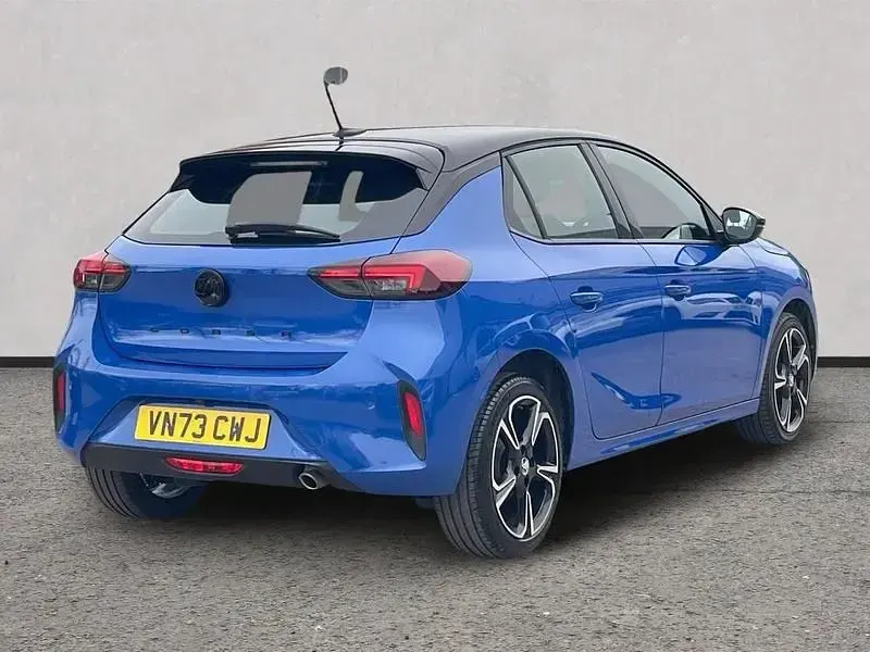 Second-hand Vauxhall Corsa 100 CP (73 kW) 2023 Albastru Hatchback
