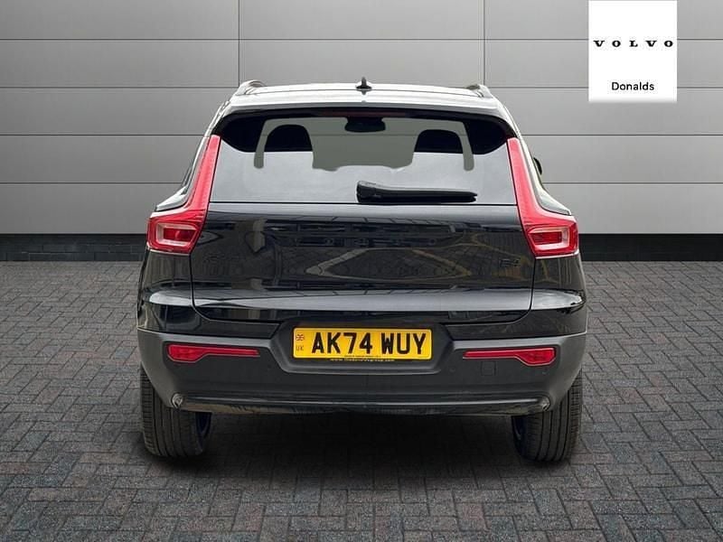 Usado Volvo XC40 Plus 194 CV (142 kW) 2024 Negro SUV
