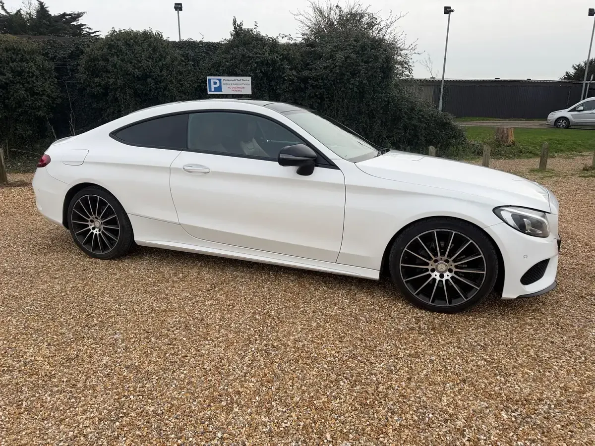 Used Mercedes C220 AMG Line Premium 2017 White Coupe