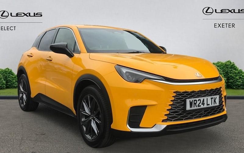 Used 2026 Lexus LBX SUV | £29,690 (Fair price) - Image 1/4