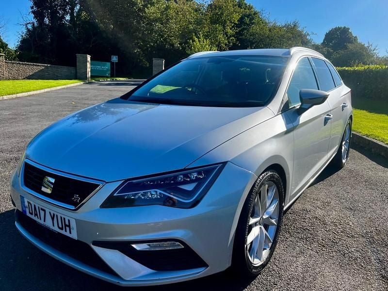 Used Seat Leon FR 147 HP (108 kW) 2017 Silver Estate