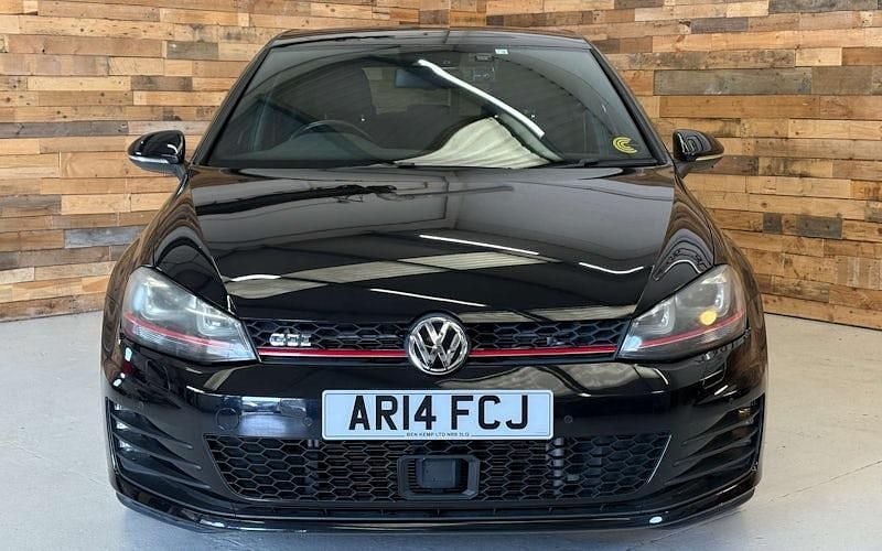 Used VW Golf VII GTI 220 HP (161 kW) 2015 Hatchback