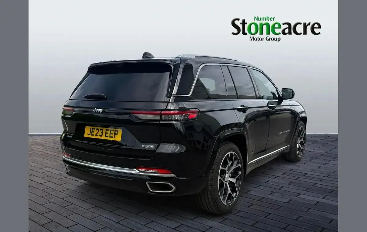 Used Jeep Grand Cherokee Summit 380 HP (279 kW) 2023 Black SUV