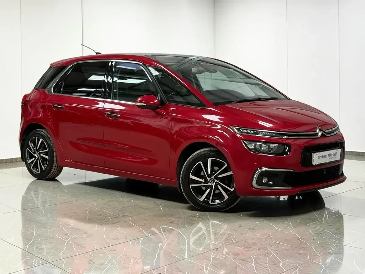 Used Citroën C4 Picasso Flair 120 HP (88 kW) 2017 Red MPV