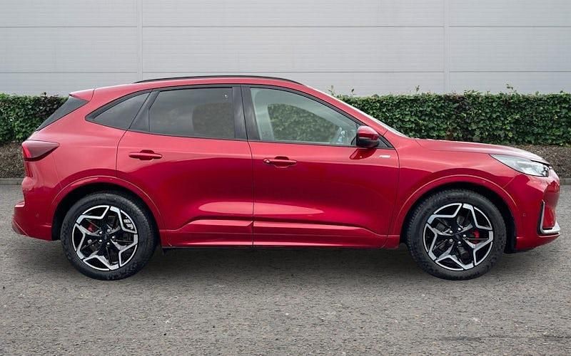 Used Ford Kuga ST-Line X 150 HP (110 kW) 2026 SUV