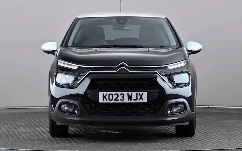 Used Citroën C3 PureTech 110 HP (80 kW) 2023 Black Hatchback