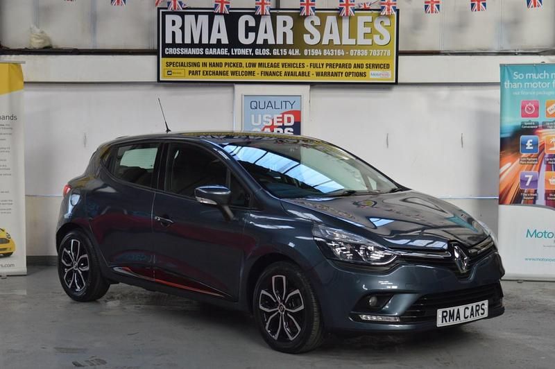 Used Renault Clio IV Play 90 HP (66 kW) 2018 Grey Hatchback