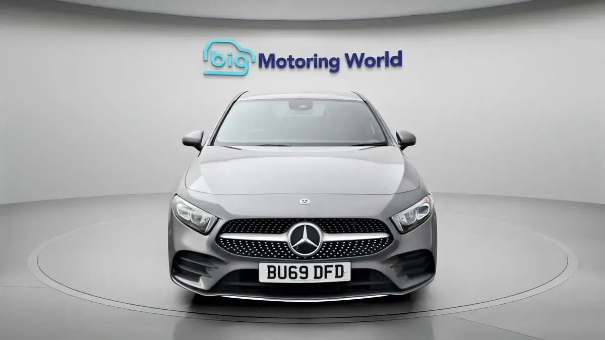 Usado Mercedes A180 Executive 114 HP (83 kW) 2019 Sedan