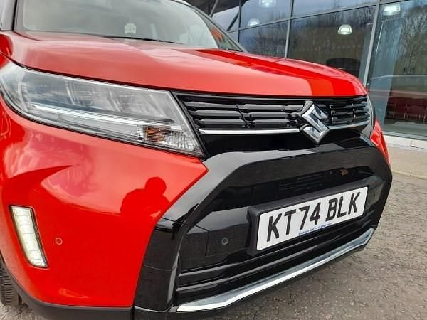 Used Suzuki Vitara 129 HP (94 kW) 2025 Red SUV