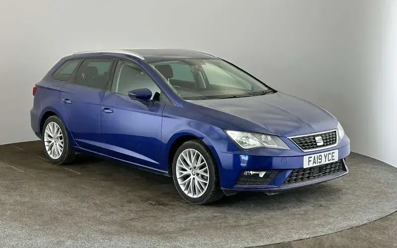 Used Seat Leon SE Dynamic 131 HP (96 kW) 2019 Estate