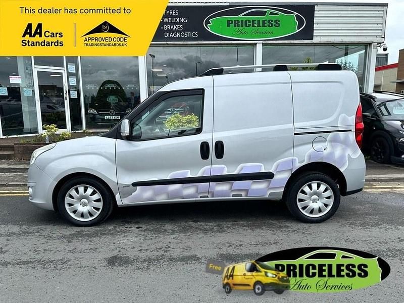 Silver Used 2016 Vauxhall Combo Sportive MPV | £5,995 (Fair price) - Image 1/4