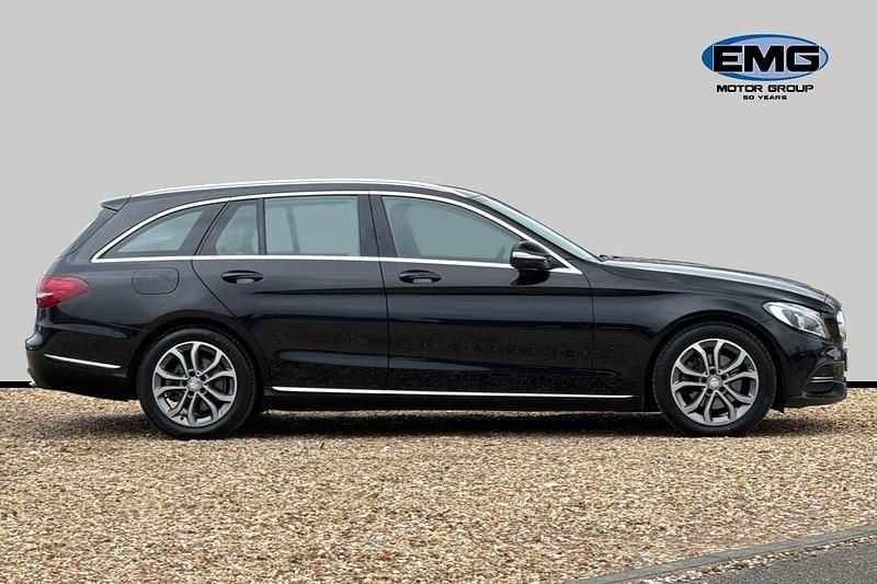 Used Mercedes C220 170 HP (125 kW) 2014 Black Estate
