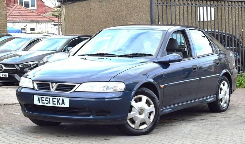 Used Vauxhall Vectra 2002 Blue Hatchback