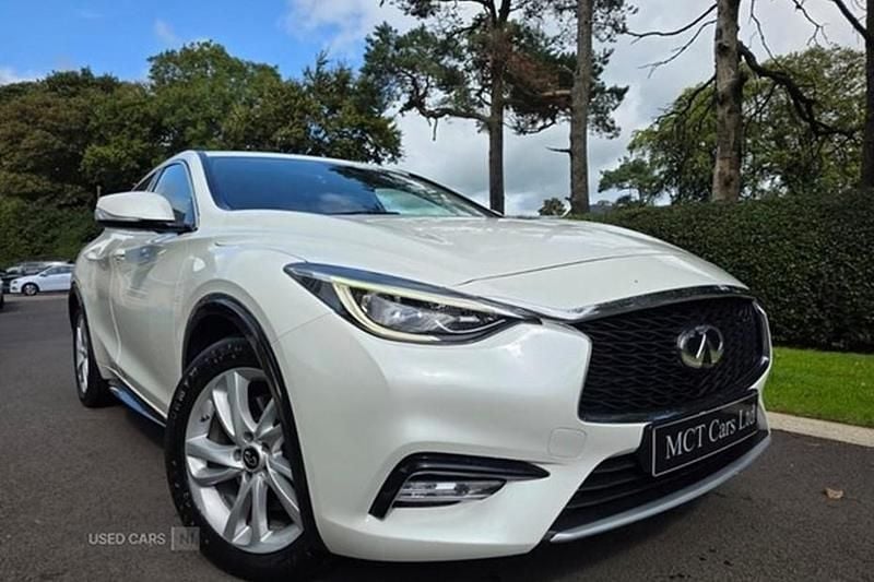 White Used 2017 Infiniti Q30 Premium Hatchback | £8,650 (A bit pricey) - Image 1/1