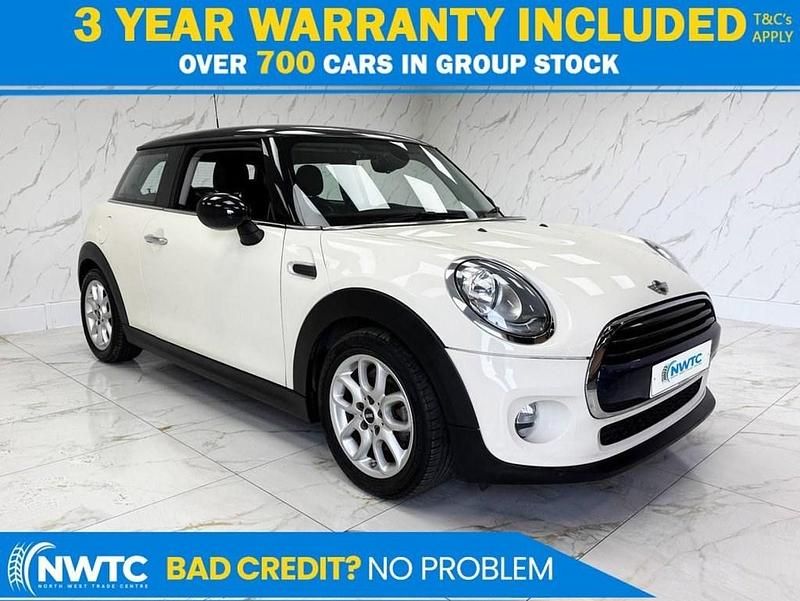 Used Mini Cooper Hatch 136 HP (100 kW) 2016 White Hatchback