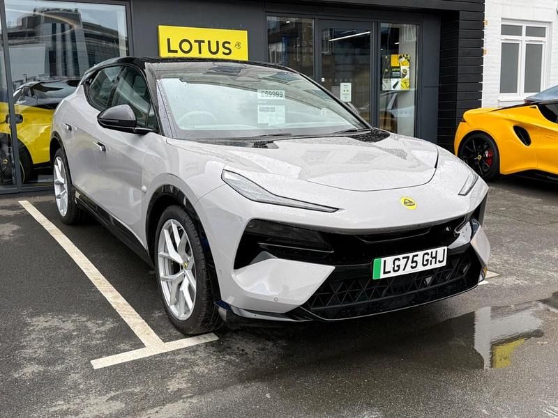 New Lotus Eletre 449 kW (611 HP) 2025 SUV