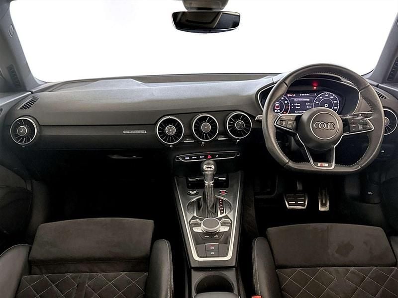 Used Audi TT Black Edition 245 HP (180 kW) 2019 White Coupe