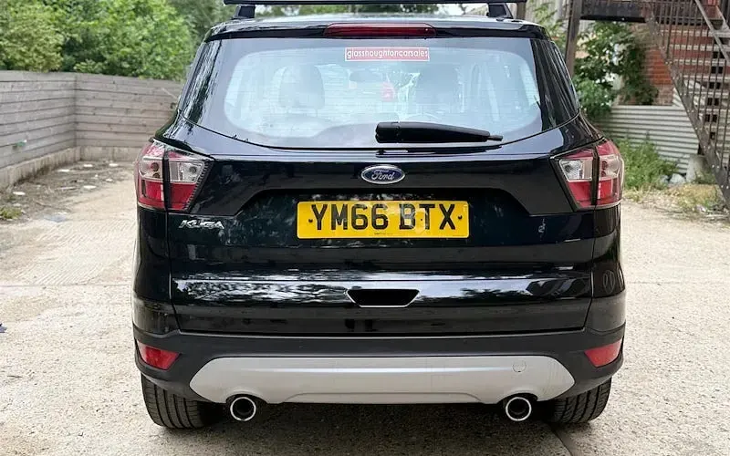 Used Ford Kuga Zetec 150 HP (110 kW) 2017 Black SUV