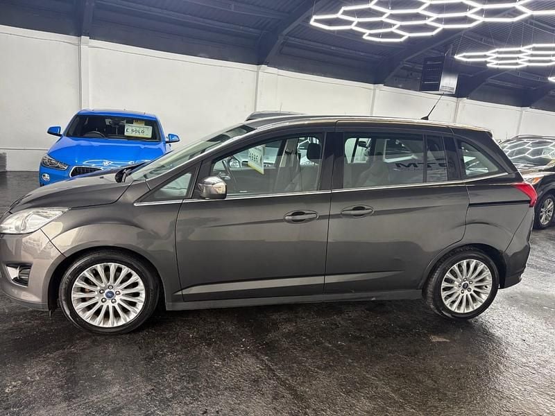 Used Ford Grand C-Max Titanium 115 HP (84 kW) 2015 Grey MPV