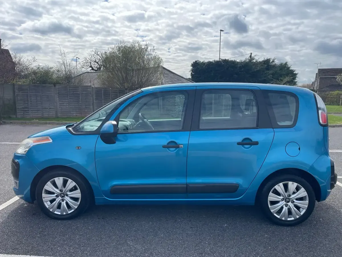 Used Citroën C3 Picasso VTR Sport 2009 Blue MPV
