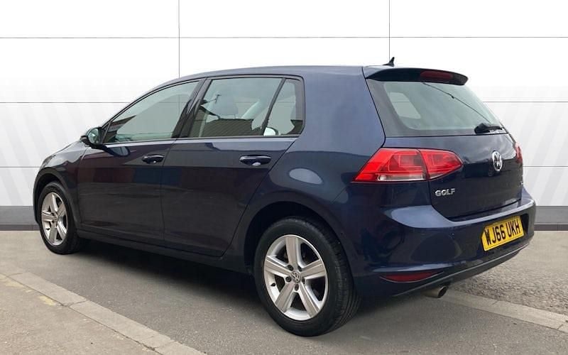 Used VW Golf VII Edition 110 HP (80 kW) 2016 Blue Hatchback
