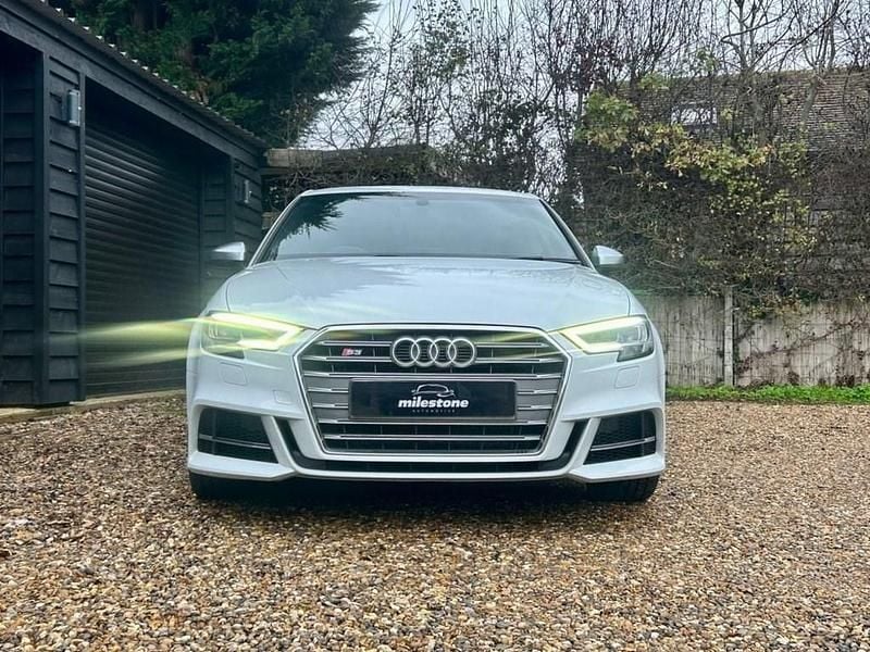 Used Audi S3 Sportback Advanced 310 HP (228 kW) 2018 White Hatchback