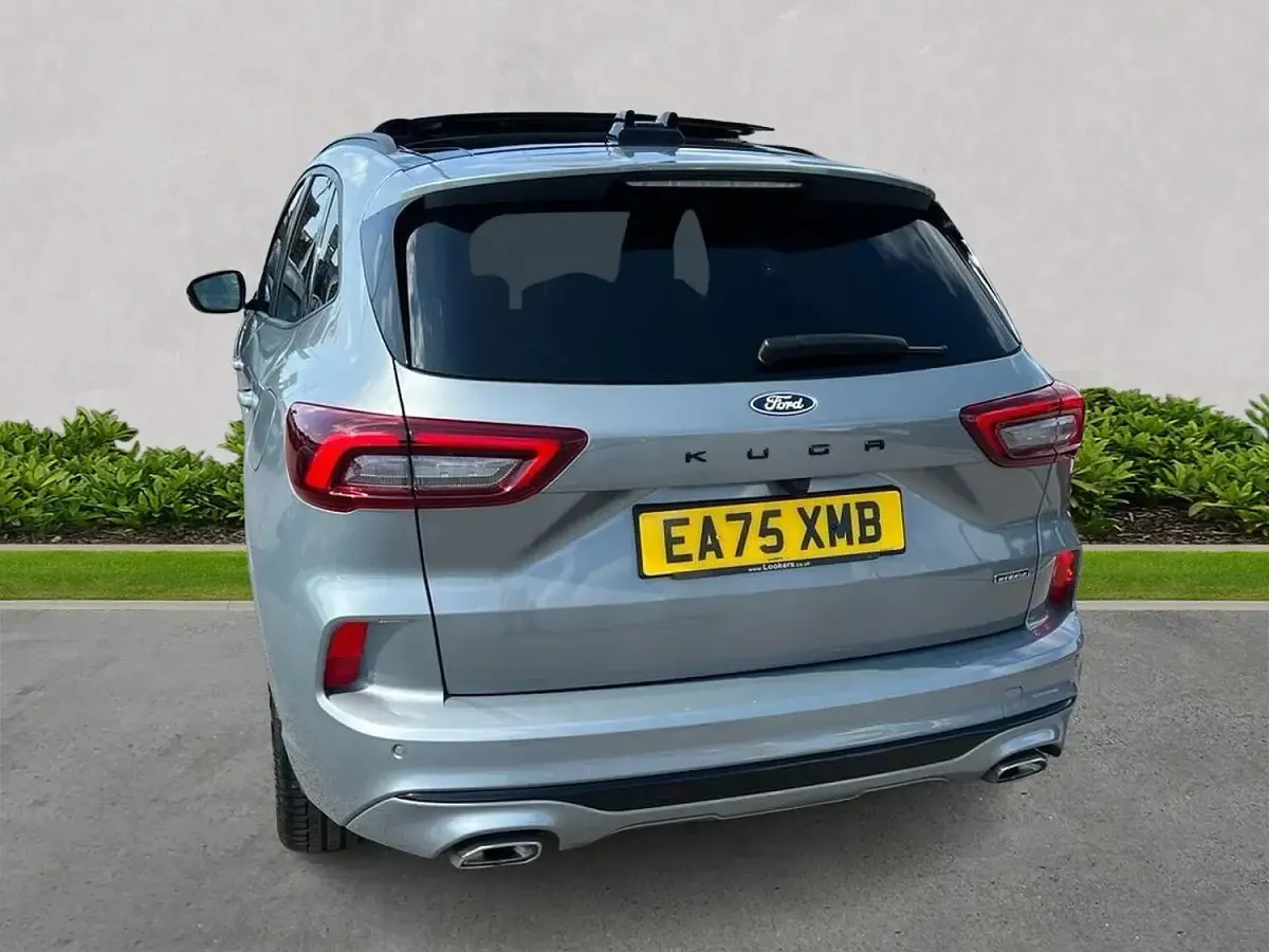 Used Ford Kuga ST-Line X 243 HP (178 kW) 2025 Solar silver (metallic) SUV