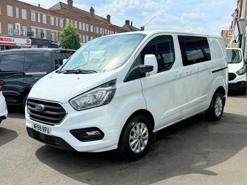 White Used 2019 Ford Transit Custom Limited Van | £17,950 (Expensive) - Image 1/4
