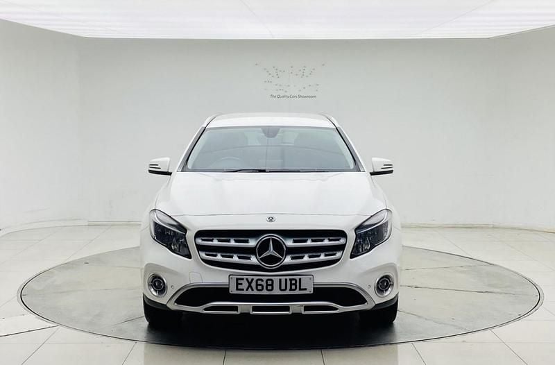 Used Mercedes GLA220 Executive 2018 White SUV