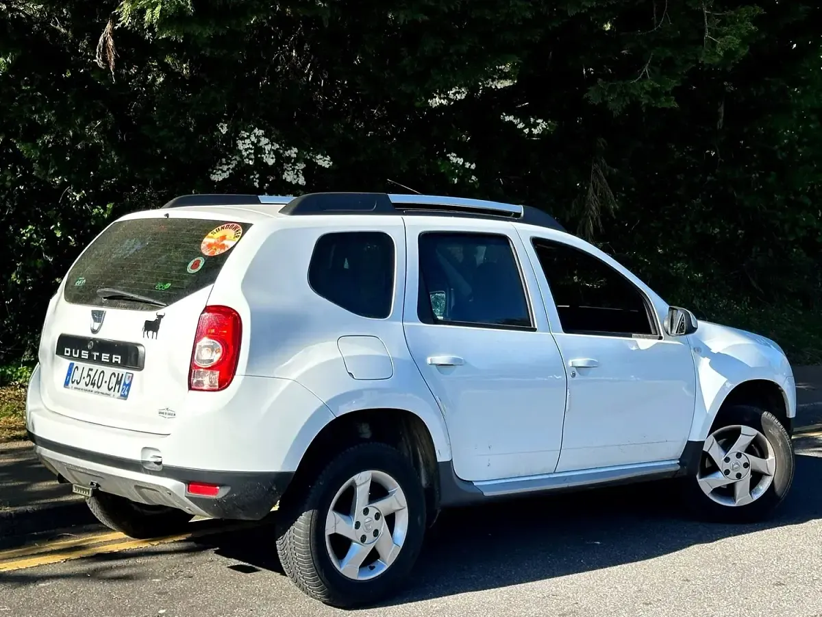Used Dacia Duster Ambiance 2012 White SUV
