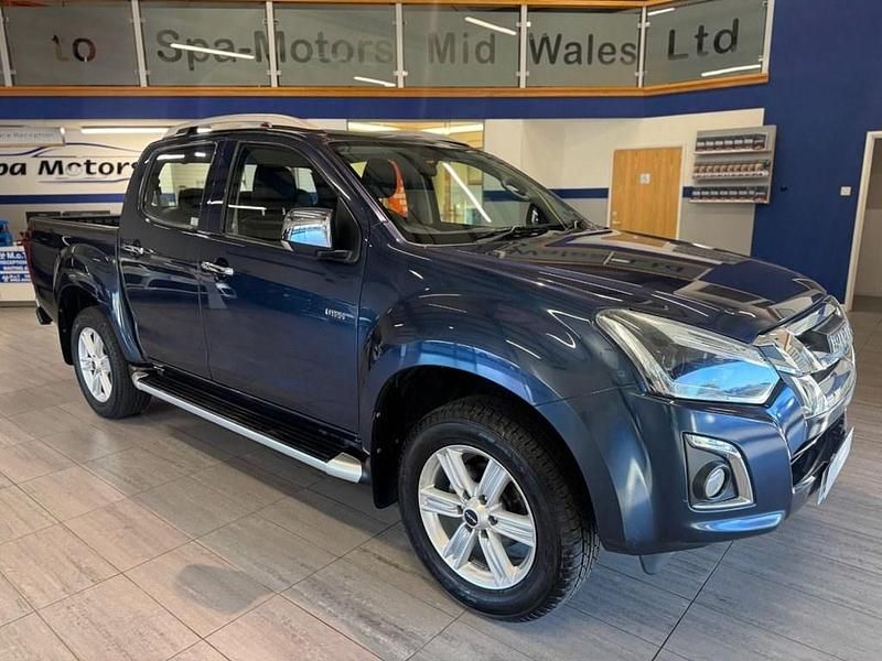 Blue Used 2018 Isuzu D-Max Pickup | £16,490 (Fair price) - Image 1/4