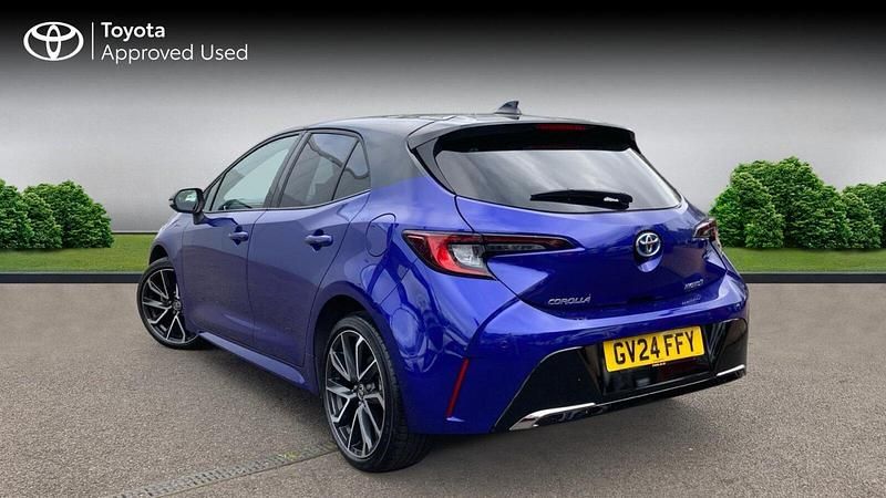 Used Toyota Corolla 140 HP (102 kW) 2024 Juniper blue bitone Hatchback