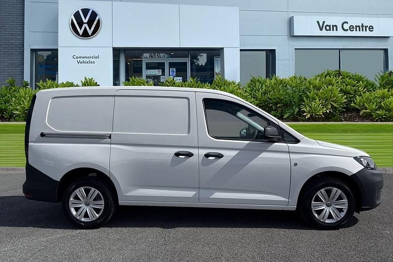 Used VW Caddy Maxi Business 102 HP (75 kW) 2025 White MPV