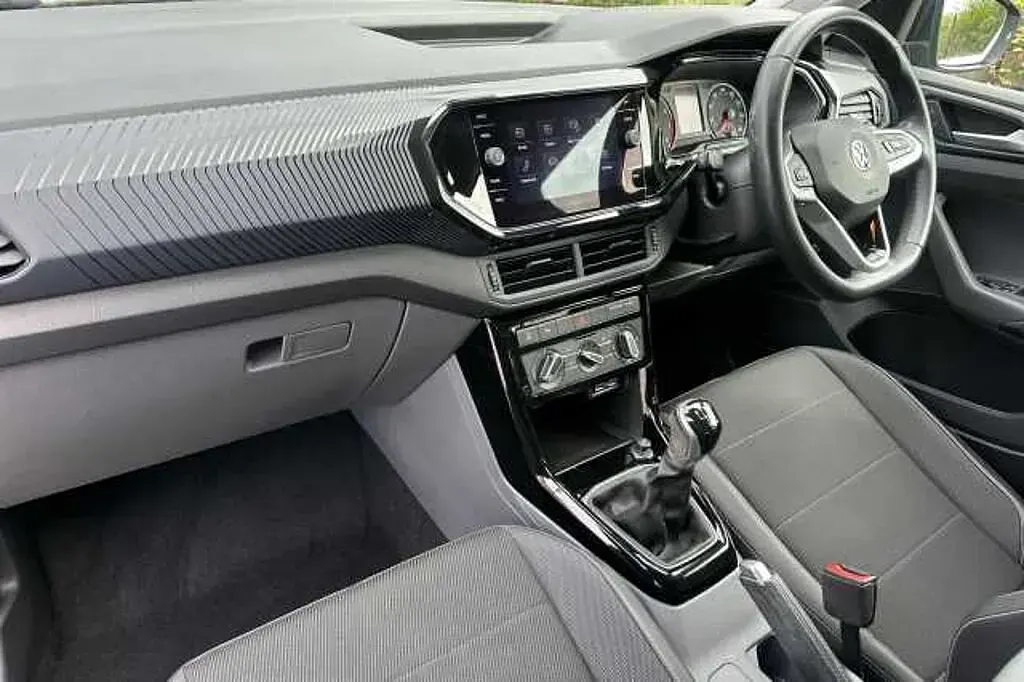 Używany VW T-Cross SE 115 KM (84 kW) 2020 Szary SUV