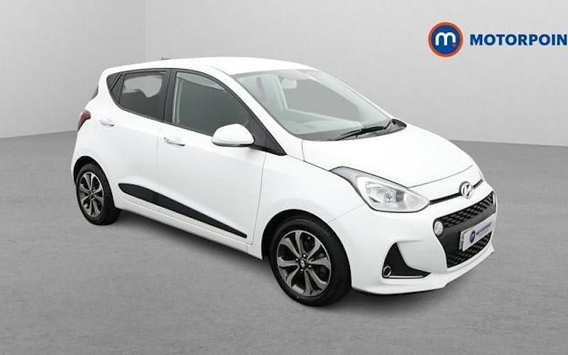 Used Hyundai i10 Premium SE 88 HP (64 kW) 2020 White Hatchback