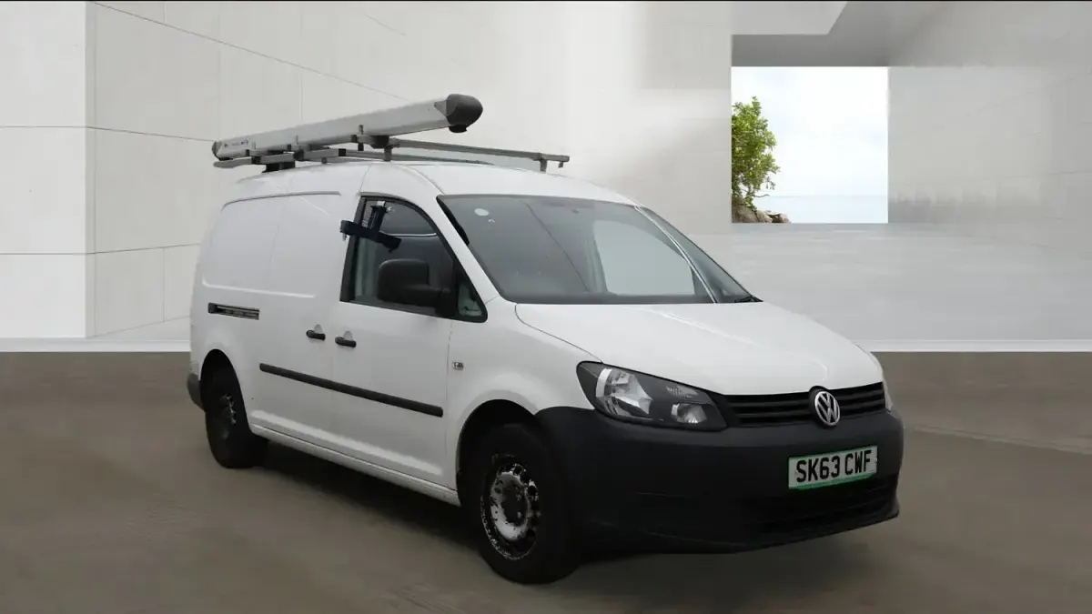 Used VW Caddy Startline 102 HP (75 kW) 2013 White MPV